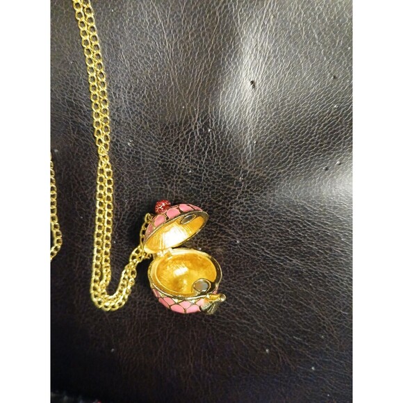 Teapot Locket Opens Pink Enamel Sparkly Cherry Necklace - Picture 4 of 9